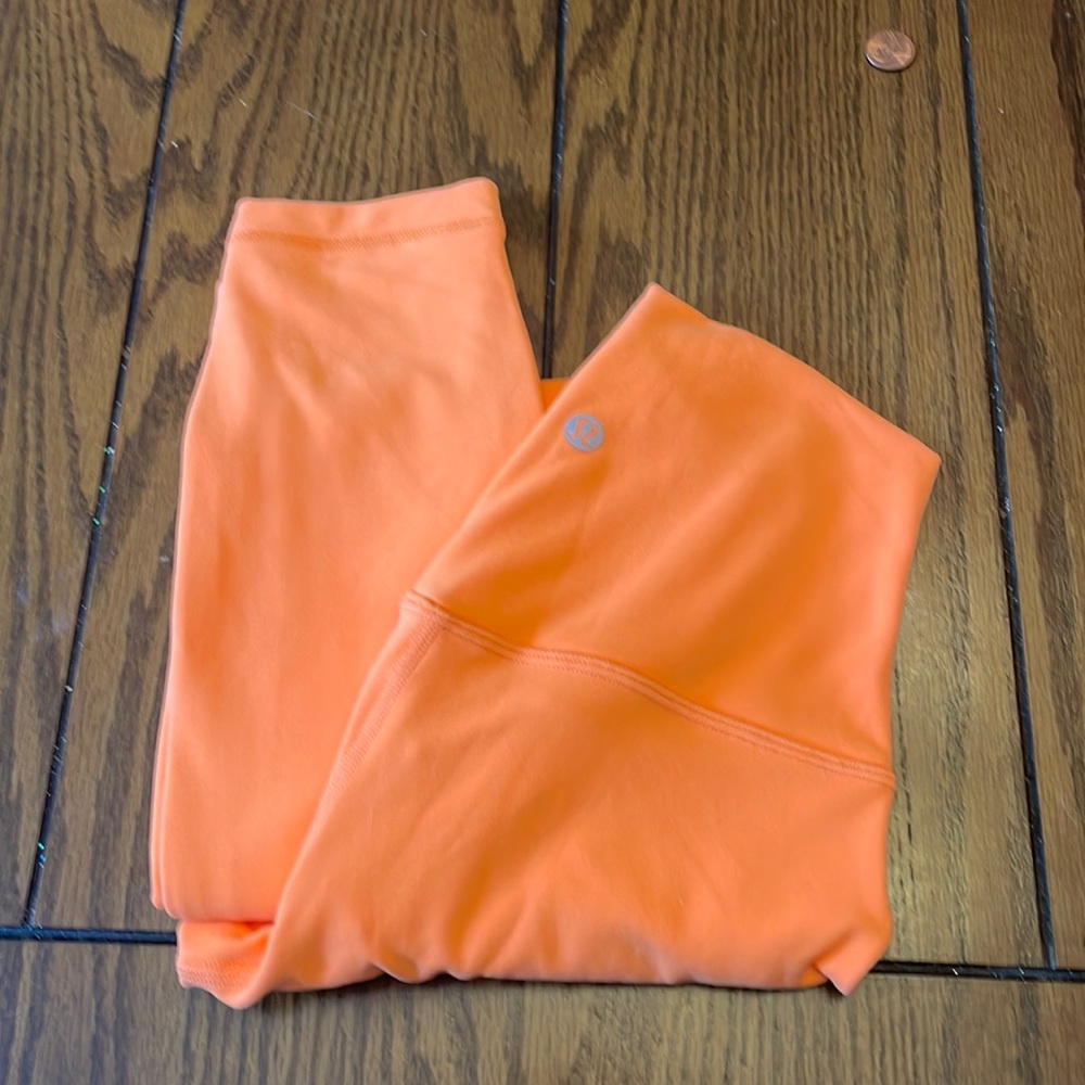Lululemon Align 25 inch. Color Orange crème. Size 2. New without tags